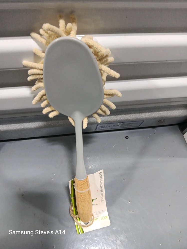 KOLORAE BAMBOO CORNER DUSTER