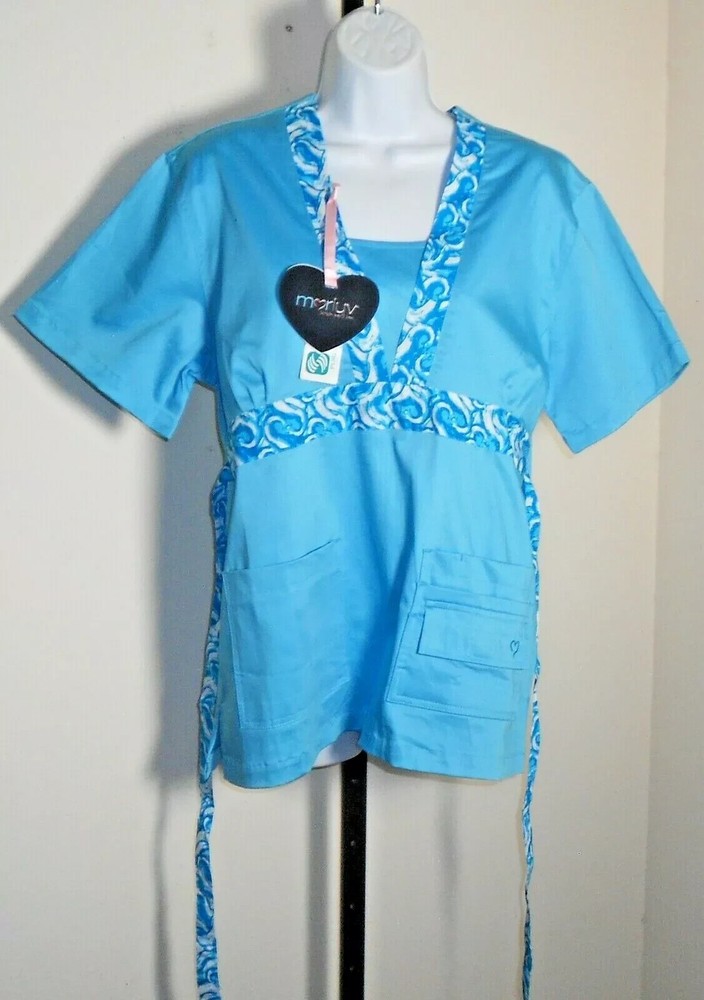 Morluv Multi-Blue Uniform Scrub Top Size M NWT