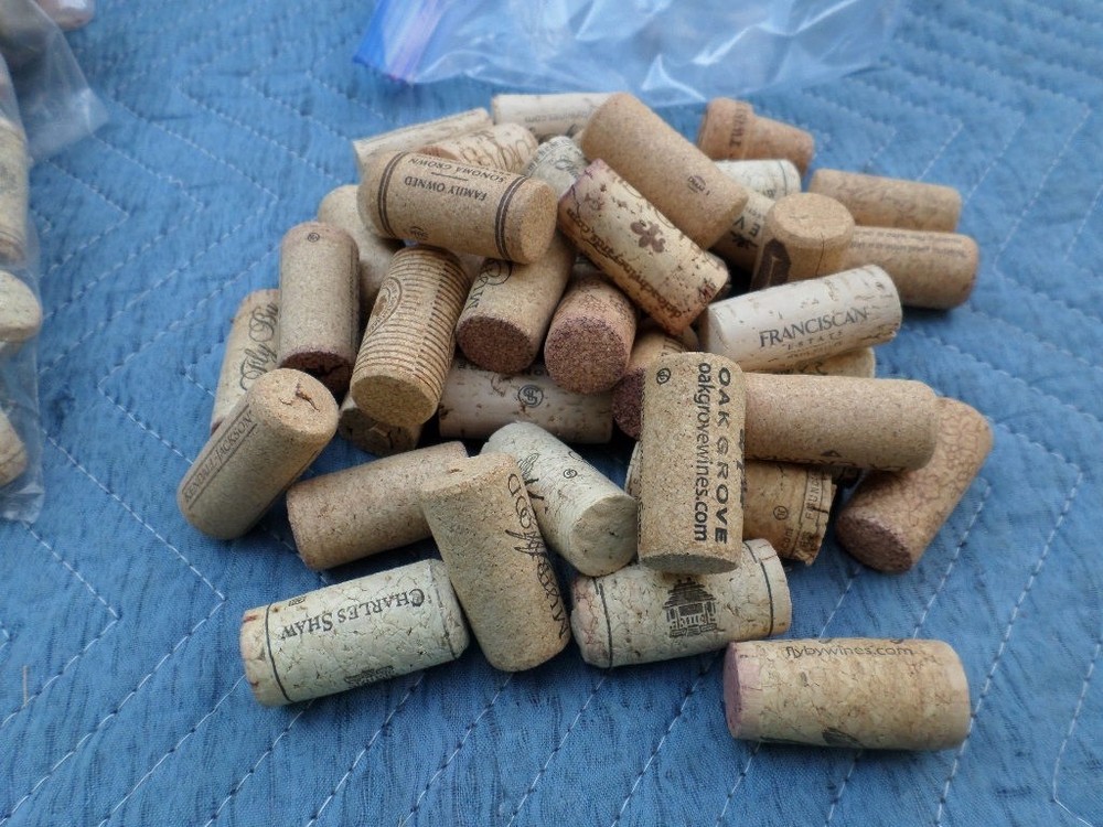 Used wine bottle corks lot