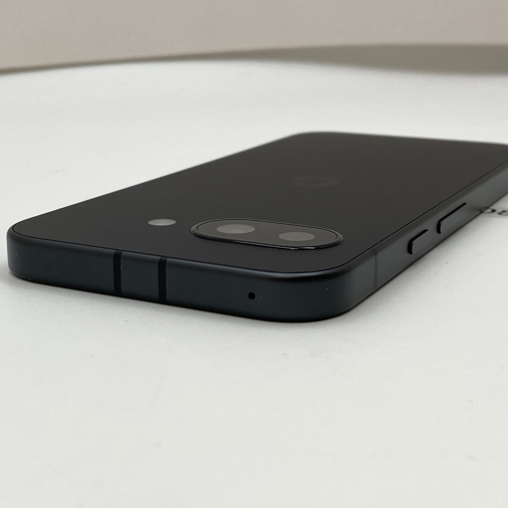 Google Pixel 9a - 128GB - Obsidian (Unlocked) - Open Box