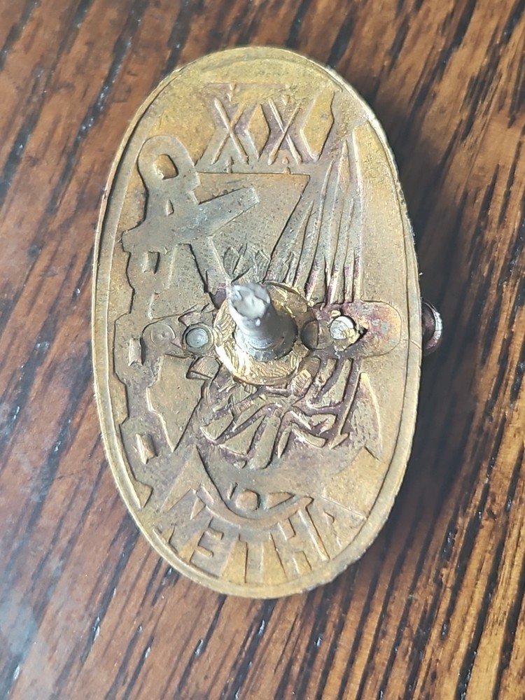 Soviet BELT BUCKLE commemorating submarine service