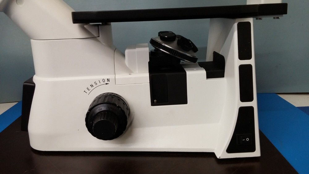 Laxco LMI3-PH1 Inverted Microscope