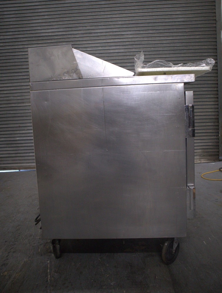 Beverage -air Refrigerated Counter/Sandwich Prep Table, two-section