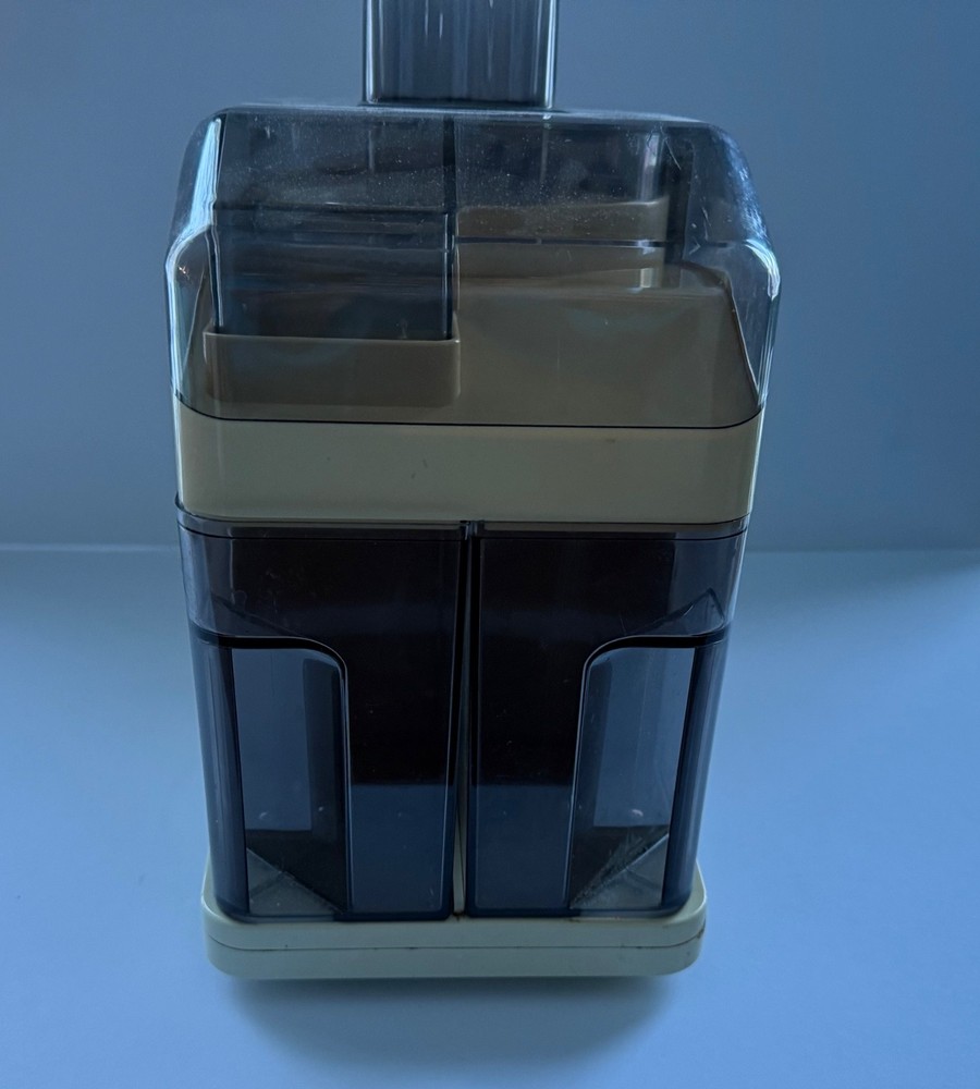 The Juice Machine by Mr. Coffee Works JEH 200