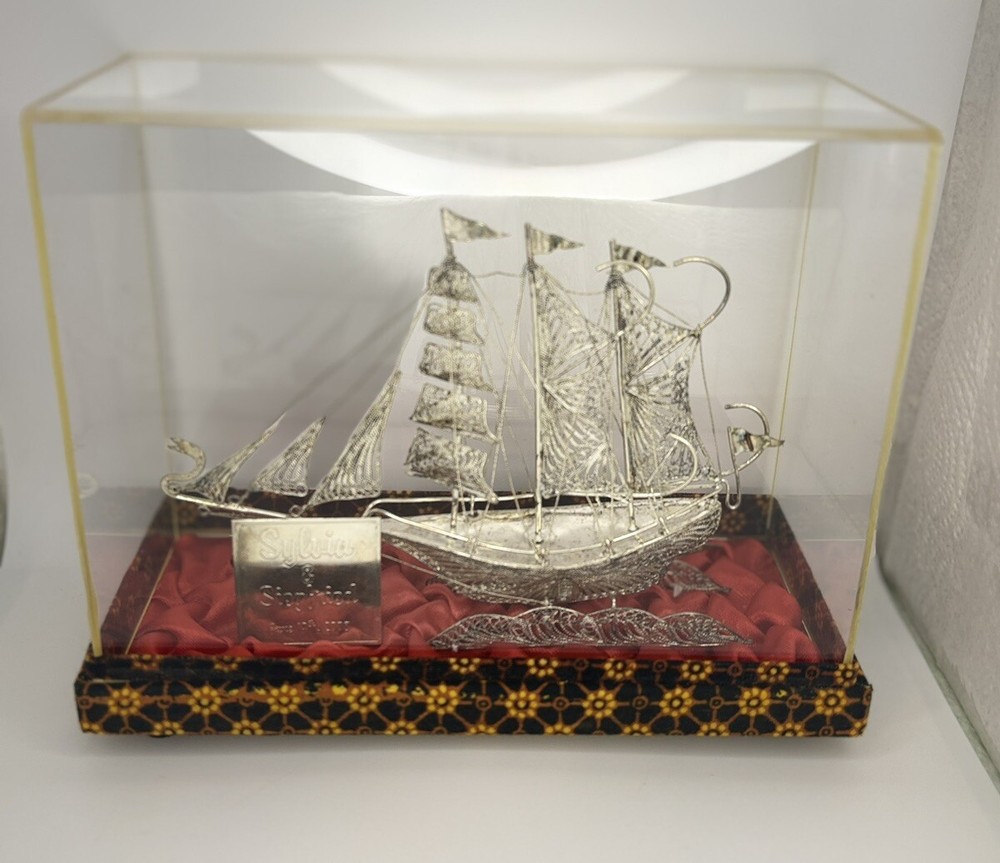 fine silver boat souvenir 2008 Plaque “Sylvia & Siegfried”
