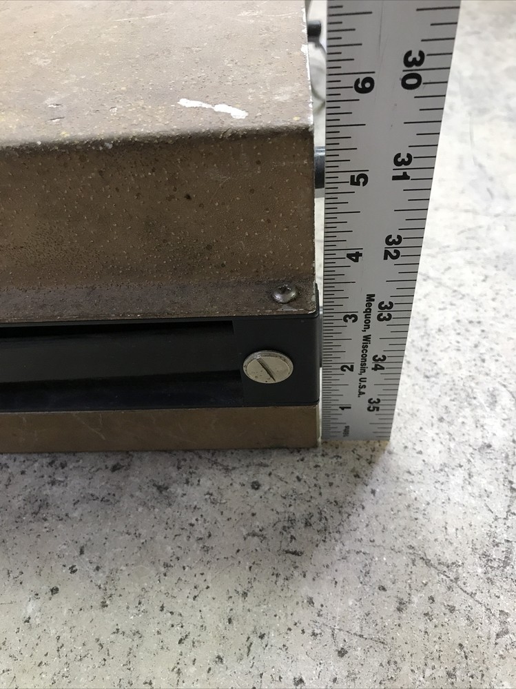 Vntg Heathkit Utility Solid State Voltmeter Model IM-16 - Powers On - 902 2401