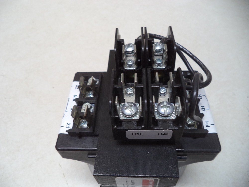 Dayton 31EH88 Control Transformer 200VA New!!!!