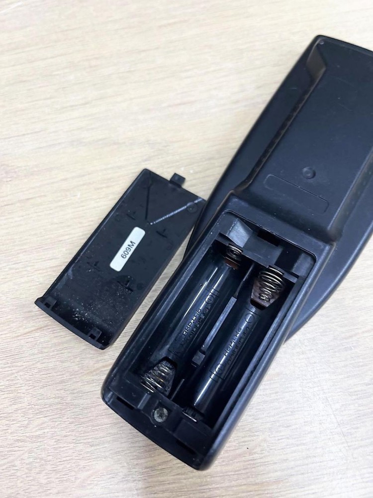 YAMAHA CD player remote control VT98990