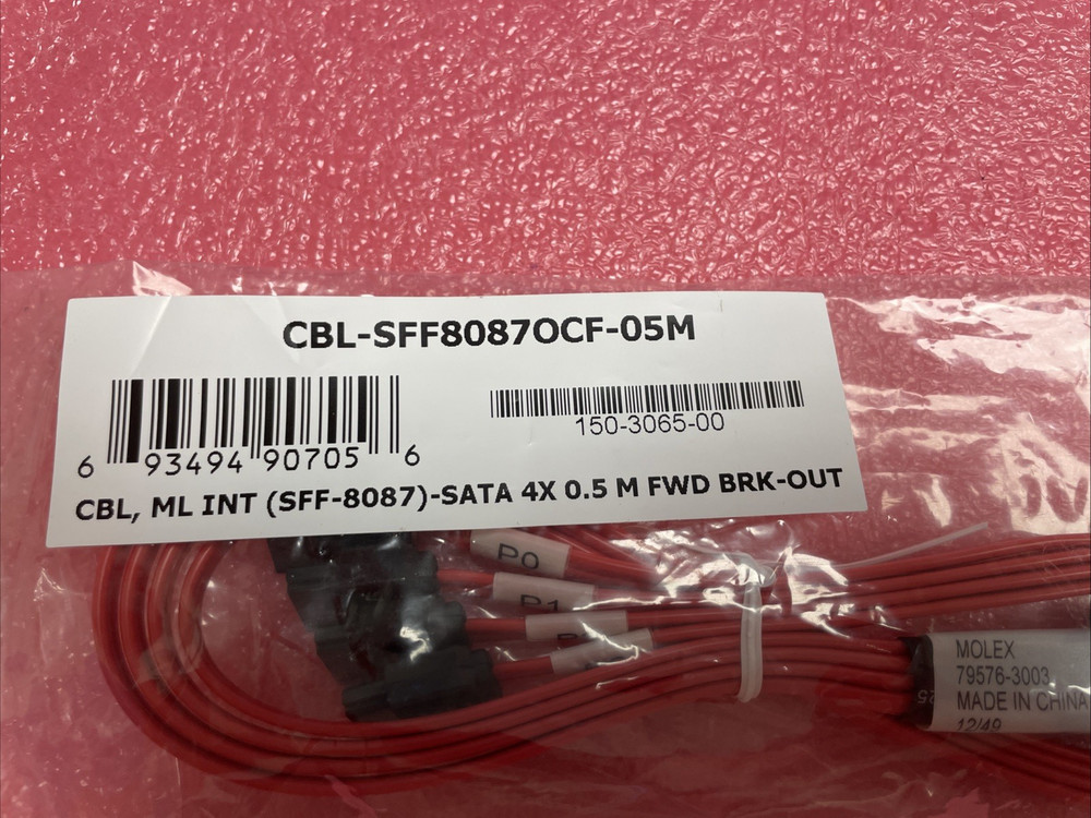 CBL-SFF80870CF-05M MODEX Mini SAS to SATA Splitter Data Cable Cord.