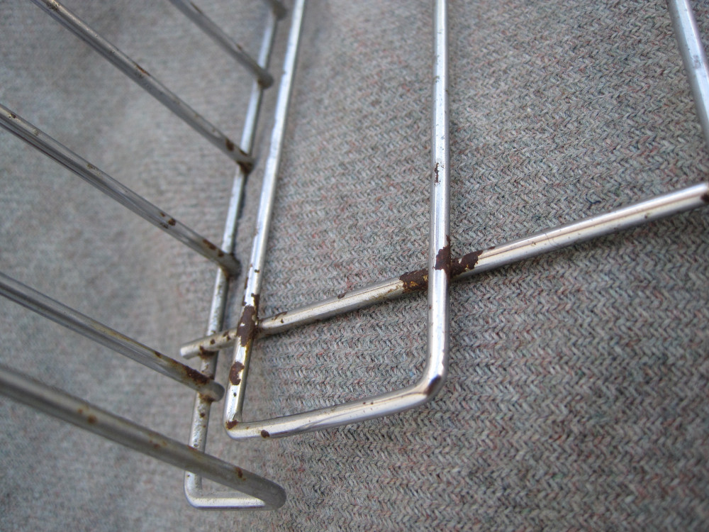 VINTAGE LANCE SALTED PEANUTS HEAVY WIRE STORE DISPLAY RACK STAND
