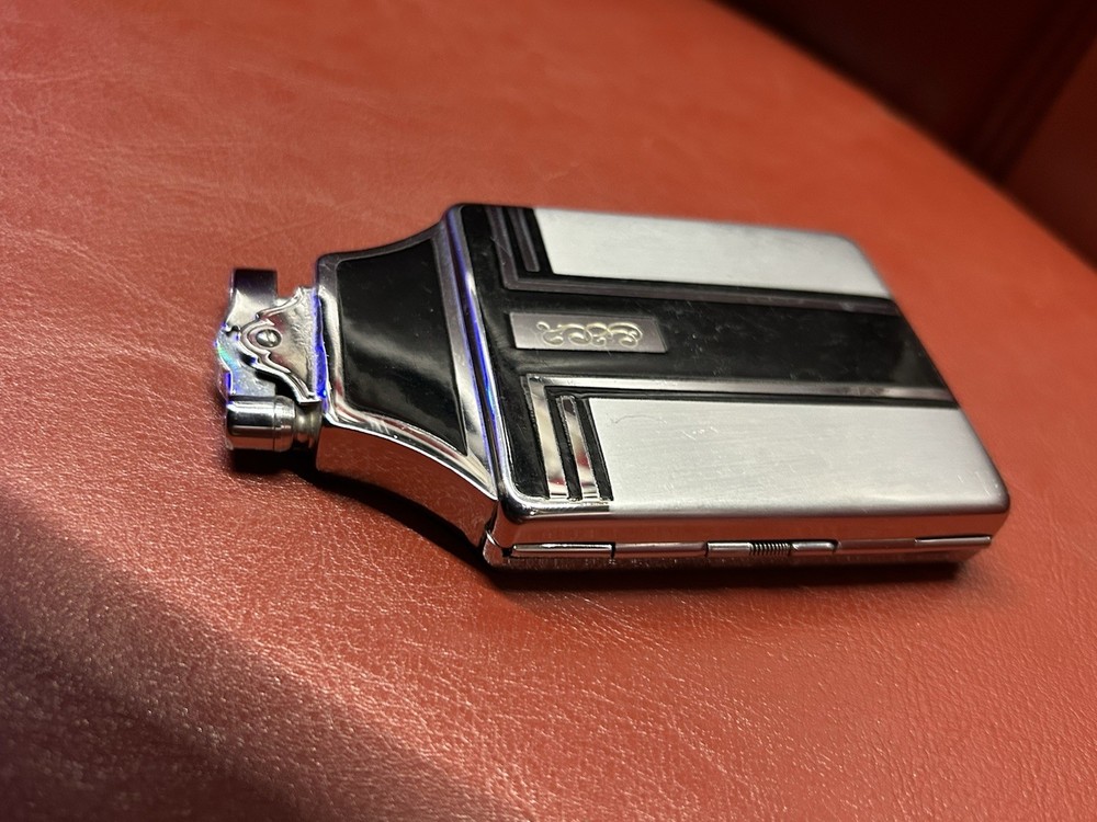 Vintage Ronson Mastercase, a popular cigarette case and lighter combination