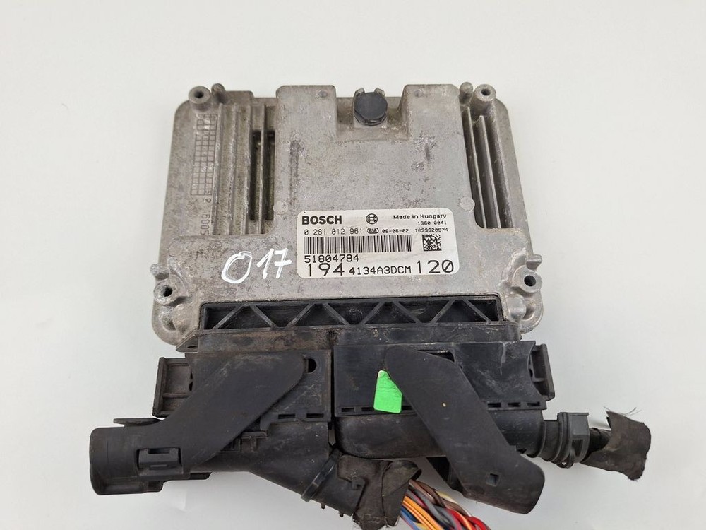 Fiat Croma 2008 Engine Control Module ECU 51804784 kW BVV1232