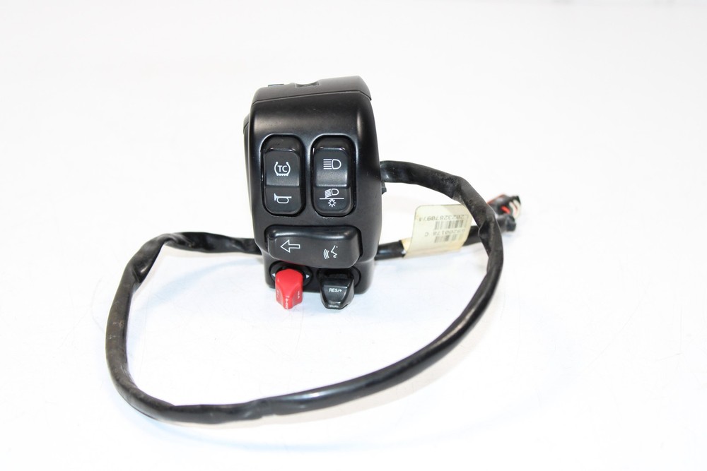 20 Harley Police Electra Glide FLHTP Left Handlebar Control Switch