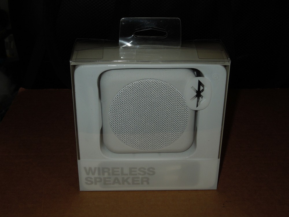 New Staples Wireless Speaker, Bluetooth Version 5.0, 2 Hours Playback