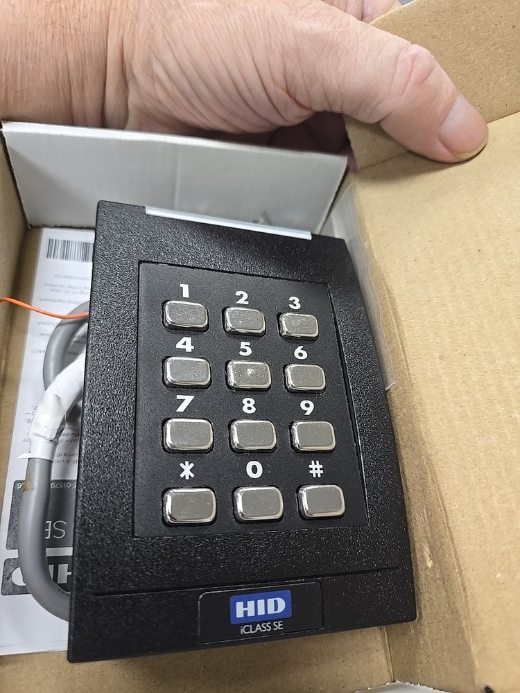 HID 921NTNNEK0002T Access Control Reader (RS1035)