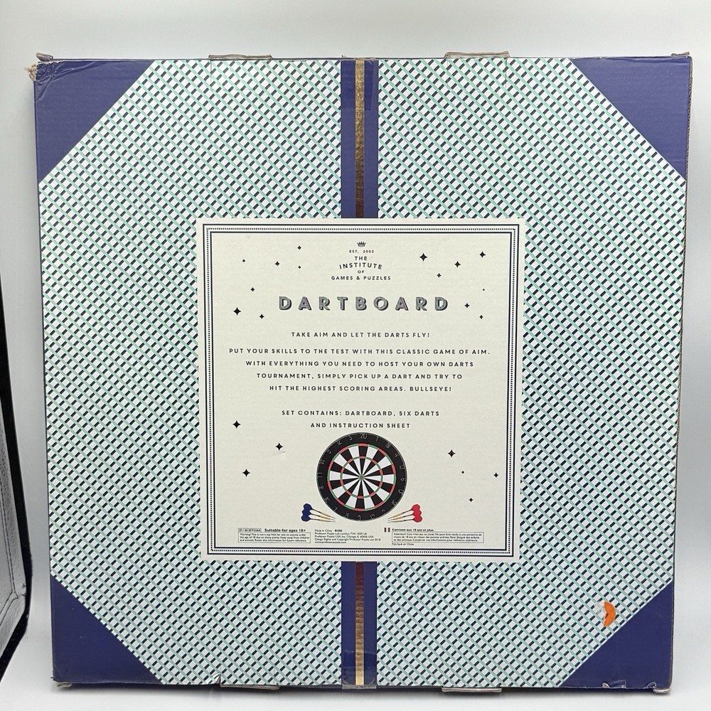 Dartboard W/ 6 Darts