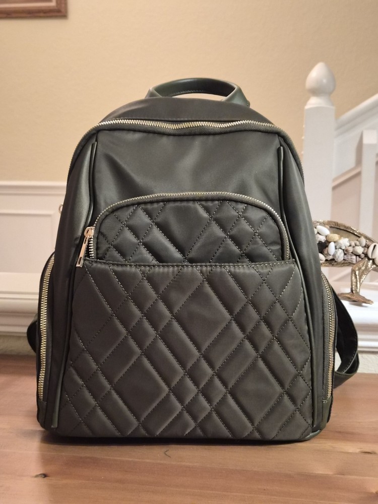 Women’s DL Backpack Olive Green Zipper Pockets