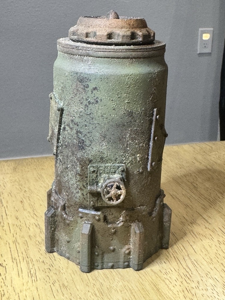 Warhammer Necromunda Inspiring terrain Hazard Container –scratch built.