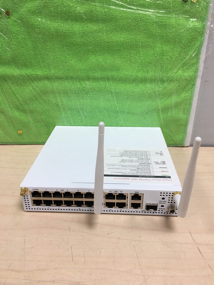 Check Point L-72W FIREWALL W/ORIGINAL AC-ADAPTER