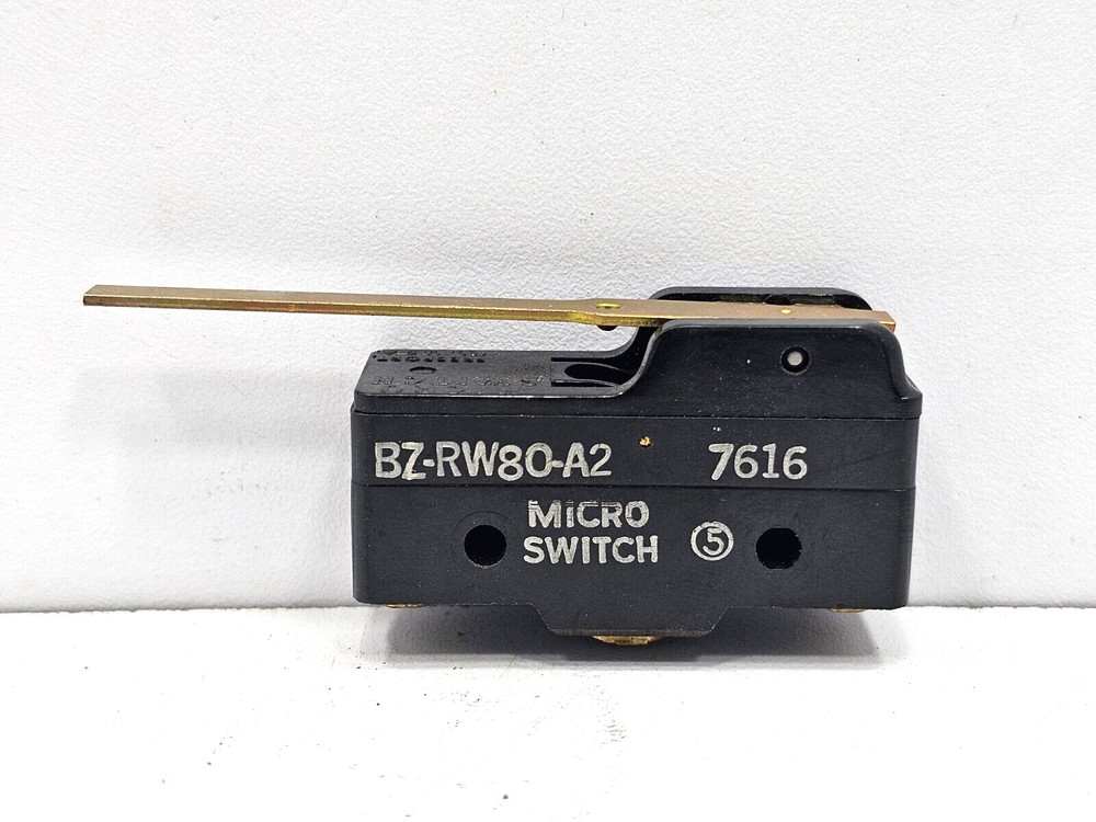 BZ-RW80-A2 MICRO SWITCH LOT OF 2