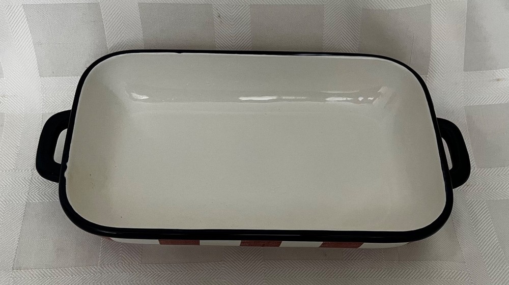 Red/Black/WhitePlaid Enamel Cast Iron Baking/Sm. Casserole Dish