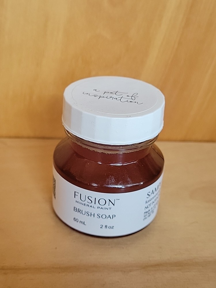 Fusion Mineral Paint Brush Soap 2oz.