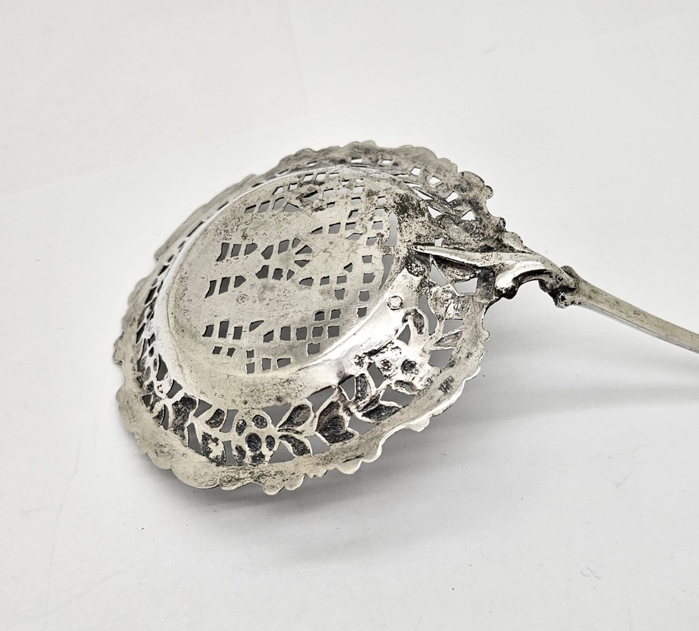 FANCY 1900 DUTCH .833 SOLID SILVER SCENERY DECOR BIRD HANDLE STRAINER,8.75"