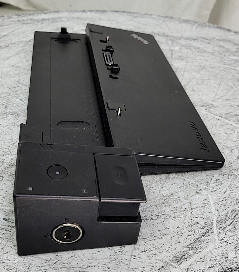 Lenovo 40A2 Laptop Docking Station SEE NOTES