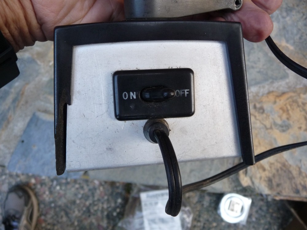 AMERICAN OPTICAL UNIVERSAL ILLUMINATOR LIGHT SOURCE MODEL #359 WORKS