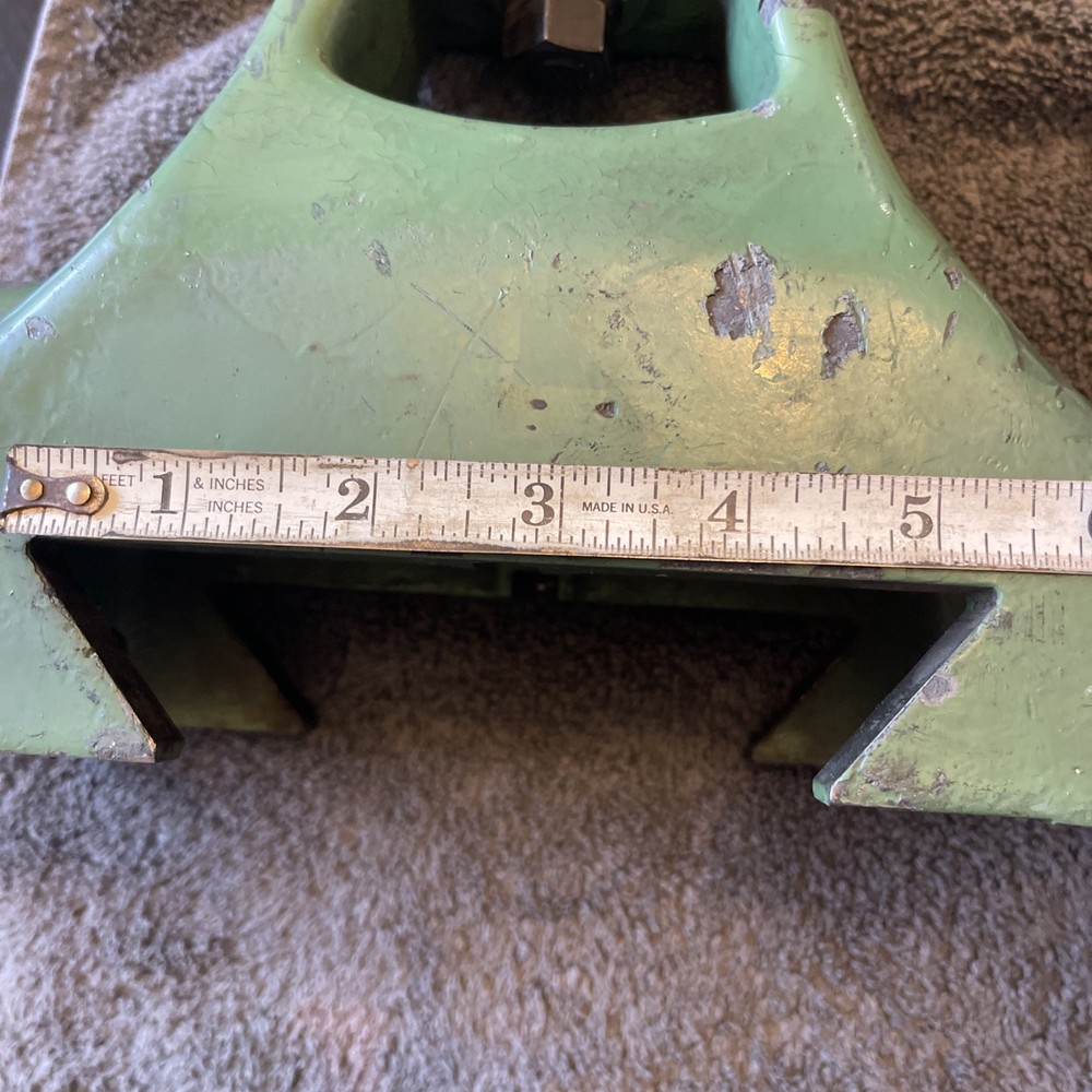 Vintage Bridgeport Style Horizontal Milling Arbor Support
