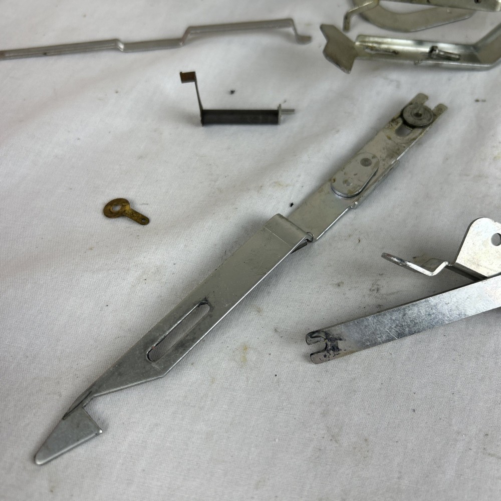 Dual 1019 Miscellaneous Linkages Original