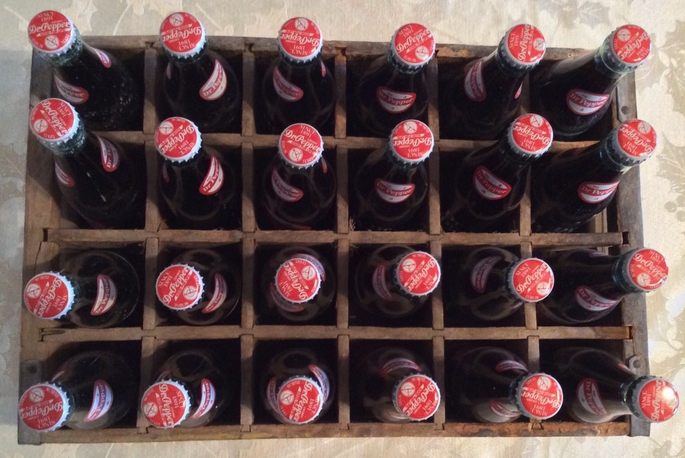 DUBLIN DR PEPPER COLLECTORS CASE