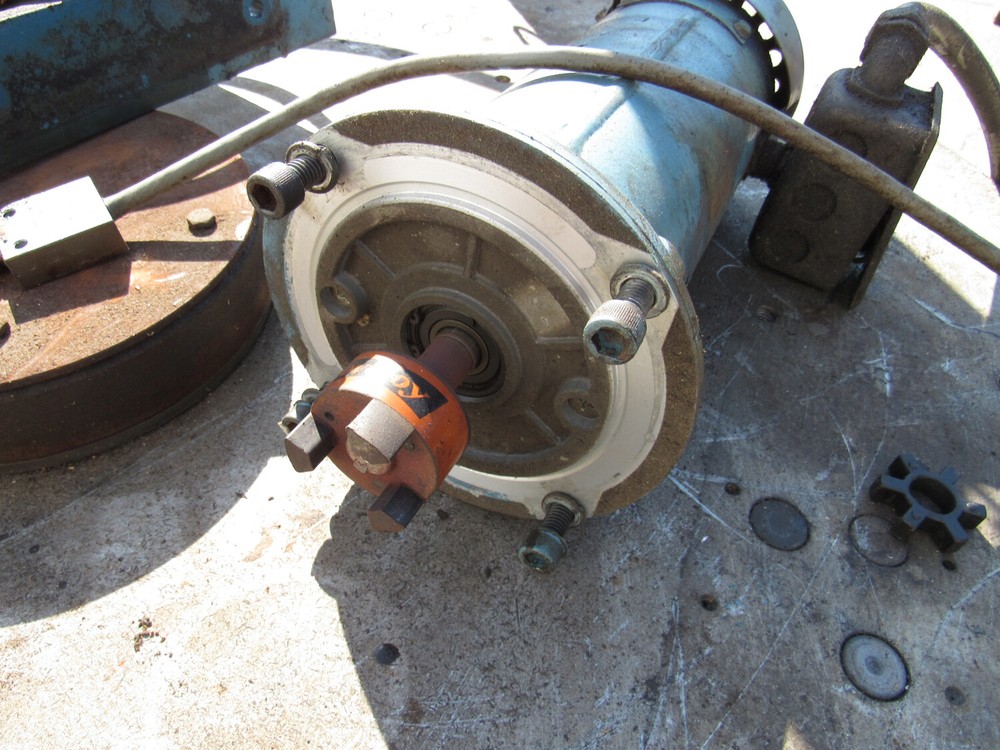 Rotary Table for Hydrualic Press