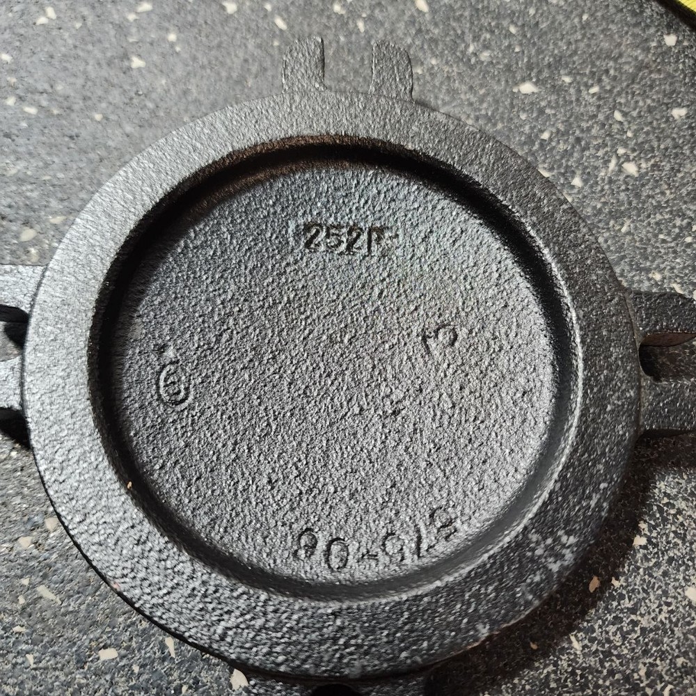Sensus 3/4'' Cast Iron Bottom for Sensus SRII SR2 Water Meter Brand New