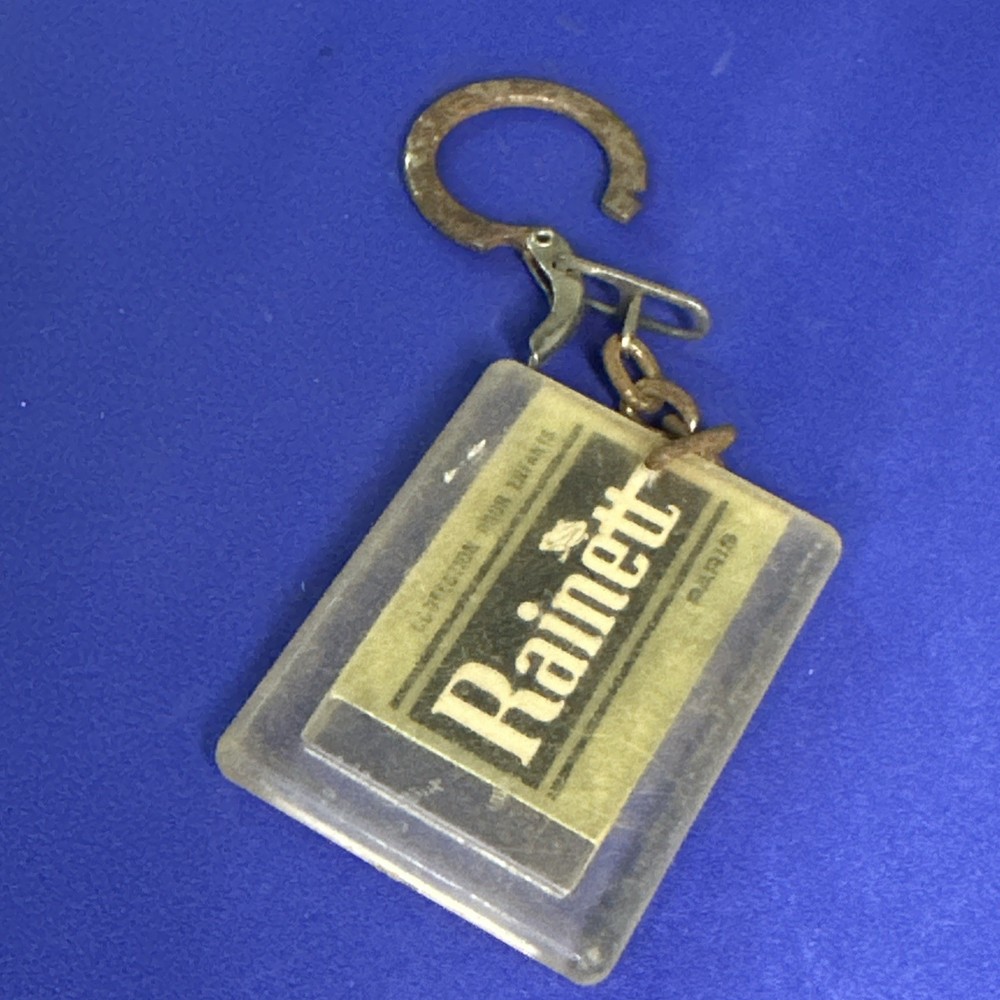 RAINETT PARIS - VINTAGE KEYCHAIN