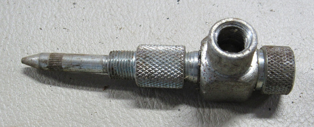 Grease Gun Valve Fitting