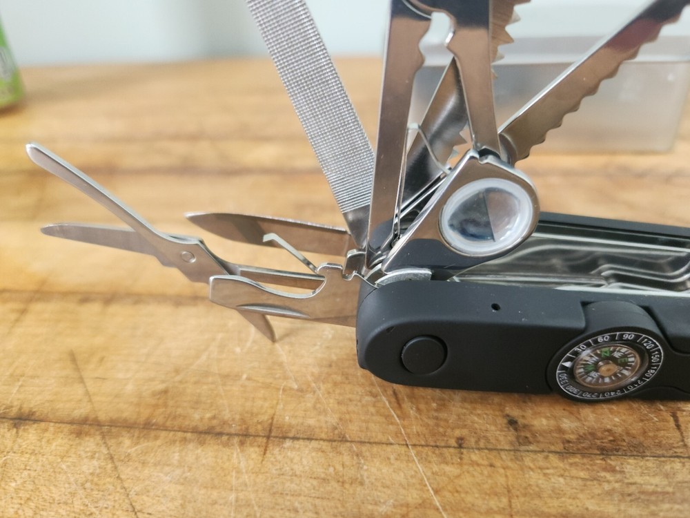 Whiz Tool - Ultimate Multitool Pocket Tool - 24 Functions, Lightweight - New