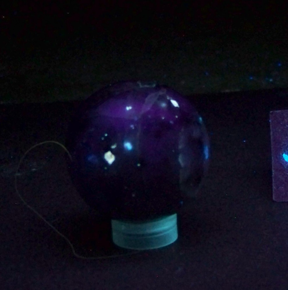 Fluorescent Powellite 35mm Collection Sphere 6146