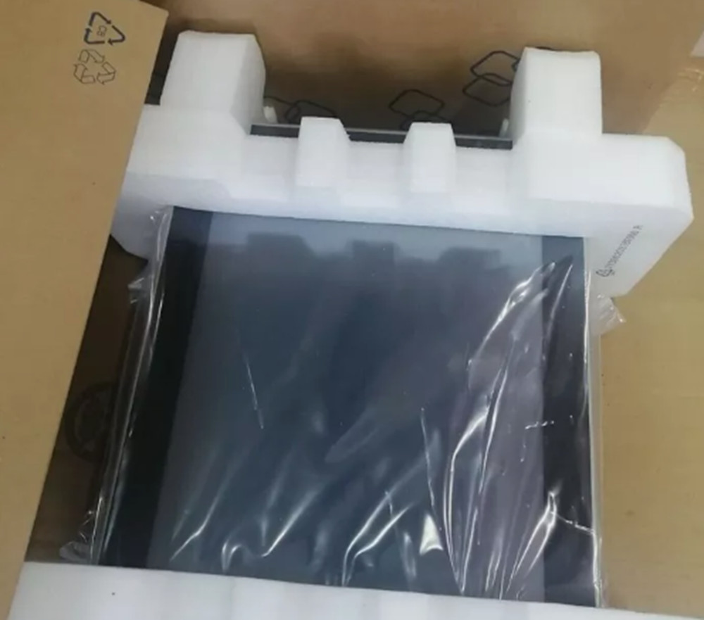 New ADVANTECH TPC-1251T-E3BE Industrial Panel