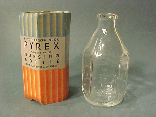 1930s ? Pyrex Glass Baby Bottle MINT