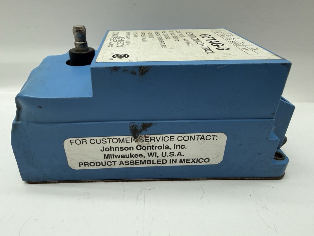 Johnson Controls G67AG-3 Ignition Control Module 24V *Slightly Warped Housing*