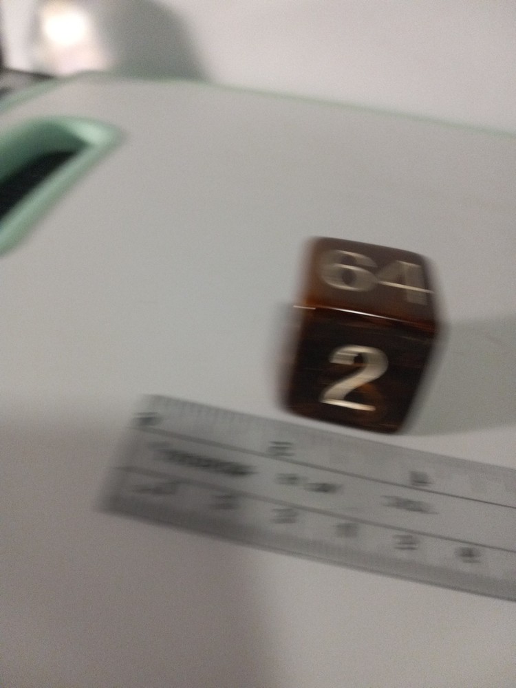 BEAUTIFUL BAKELITE BACKGAMMON DOUBLING CUBE 1 in. Square Tested