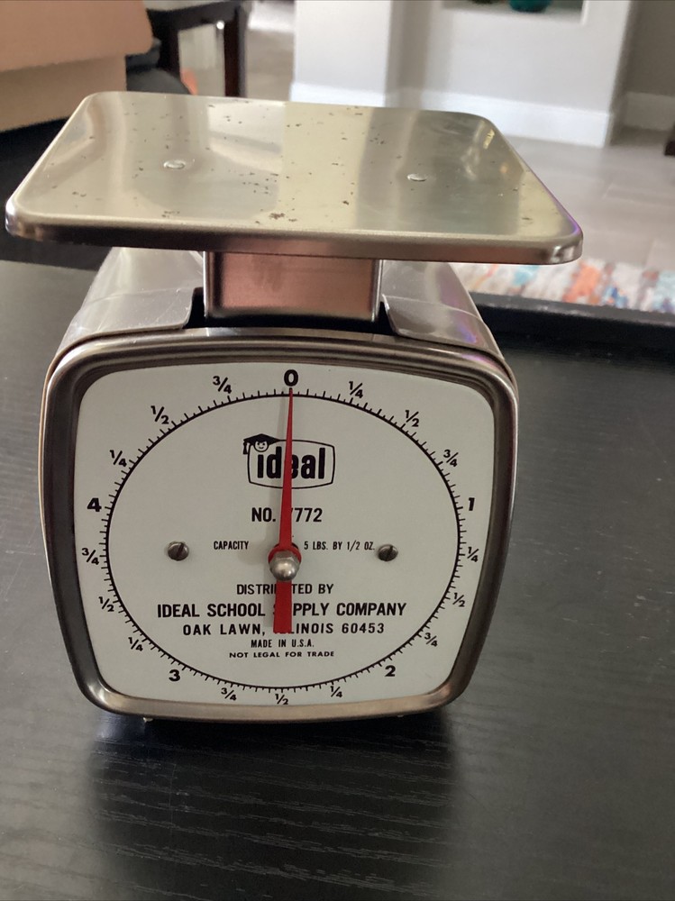 Vintage Ideal School Supply 5 LB Scale
