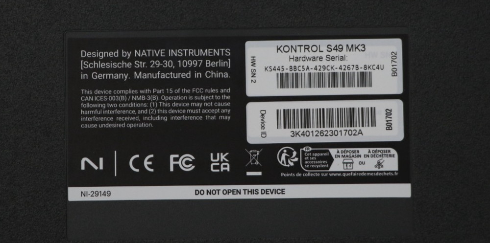 Native Instruments Kontrol S49 MK3 Keyboard Controller *READ*