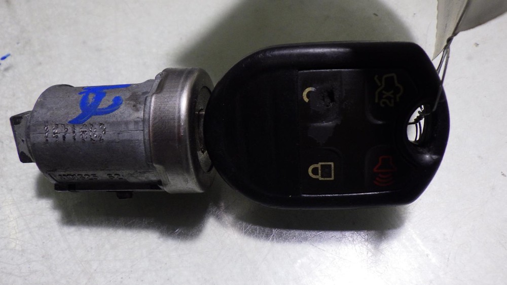 17 FORD EXPEDITION Ignition W/Key