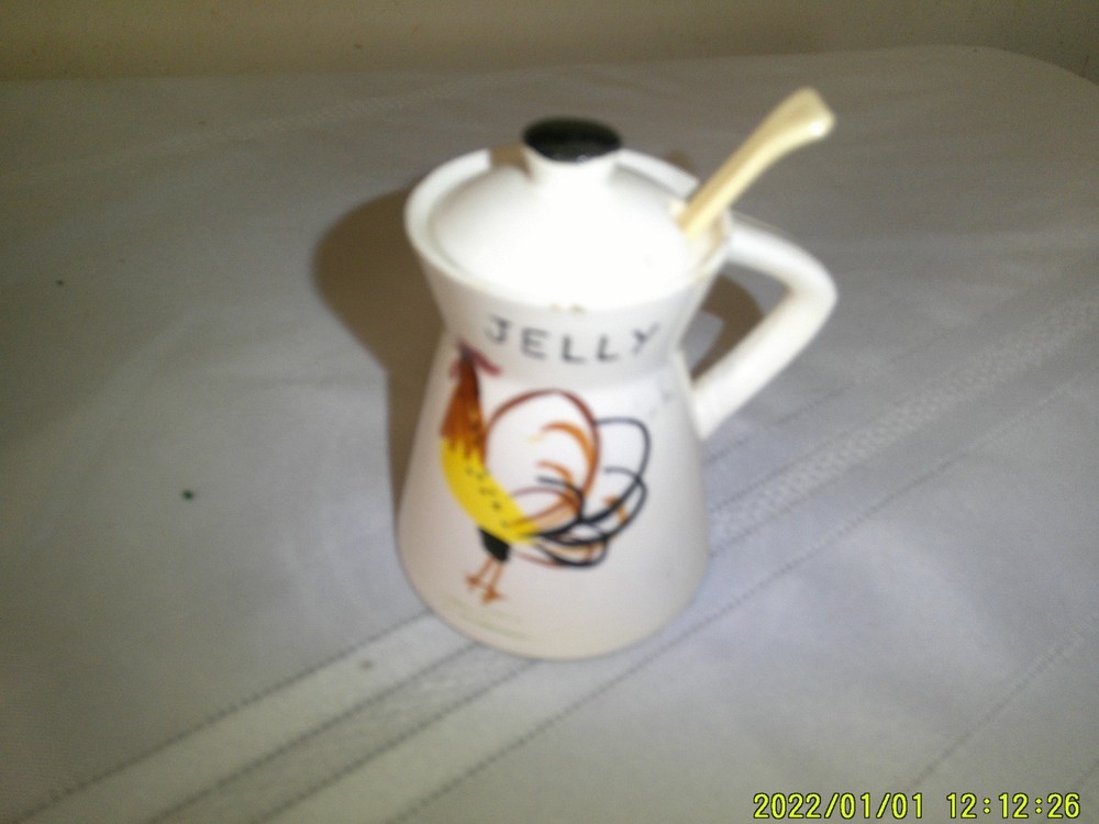 VINTAGE SMALL PITCHER LOOK JELL LIDDED SERVER ROOSTER THEME