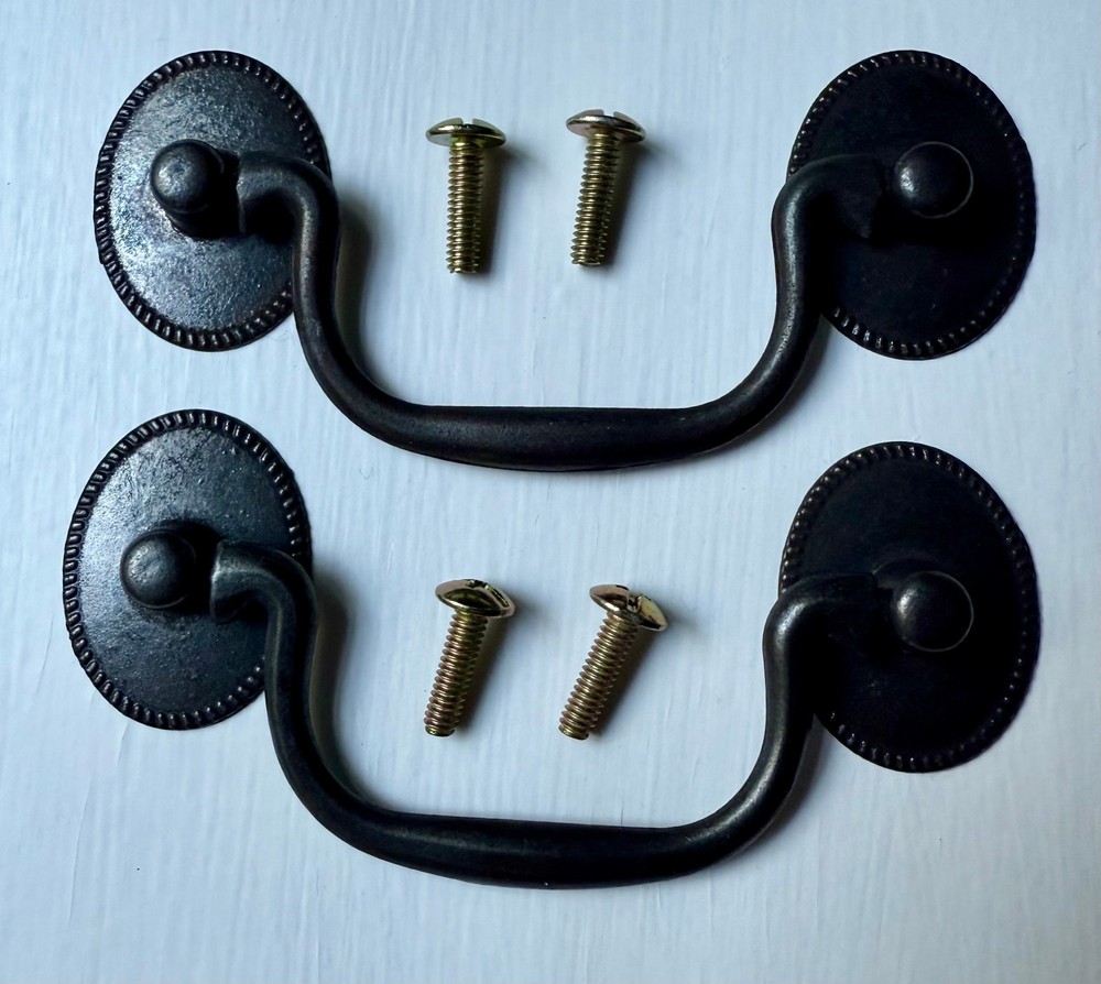 2 Oval Rosette Rope Pattern Aged Antique Brass back plate Bail Pull handles