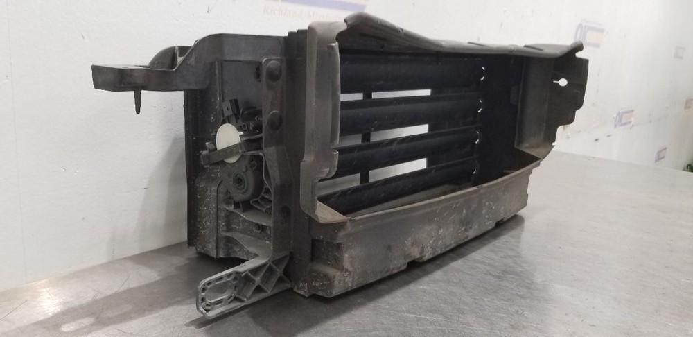 20 FORD EXPEDITION 3.5L LOWER AIR SHUTTER