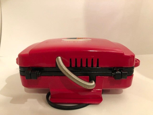 Bella Red S'mores Maker Machine Excellent Condition