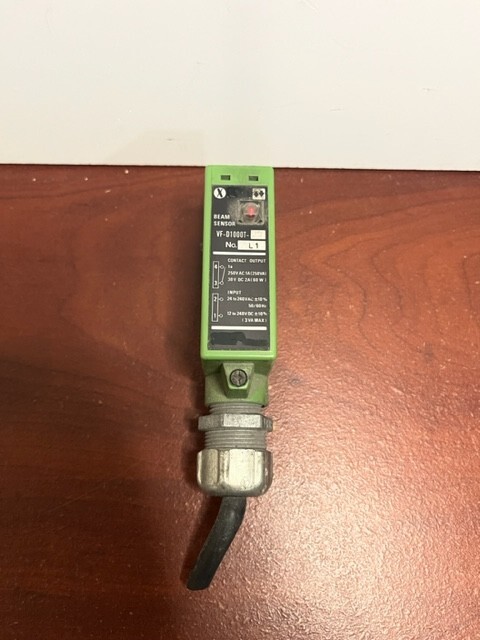 SUNX VF-D1000T Photoelectric Sensor